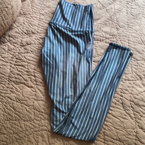 Yoga pants. Worn 1 time , have two of the same :) - Picture 4 of 5